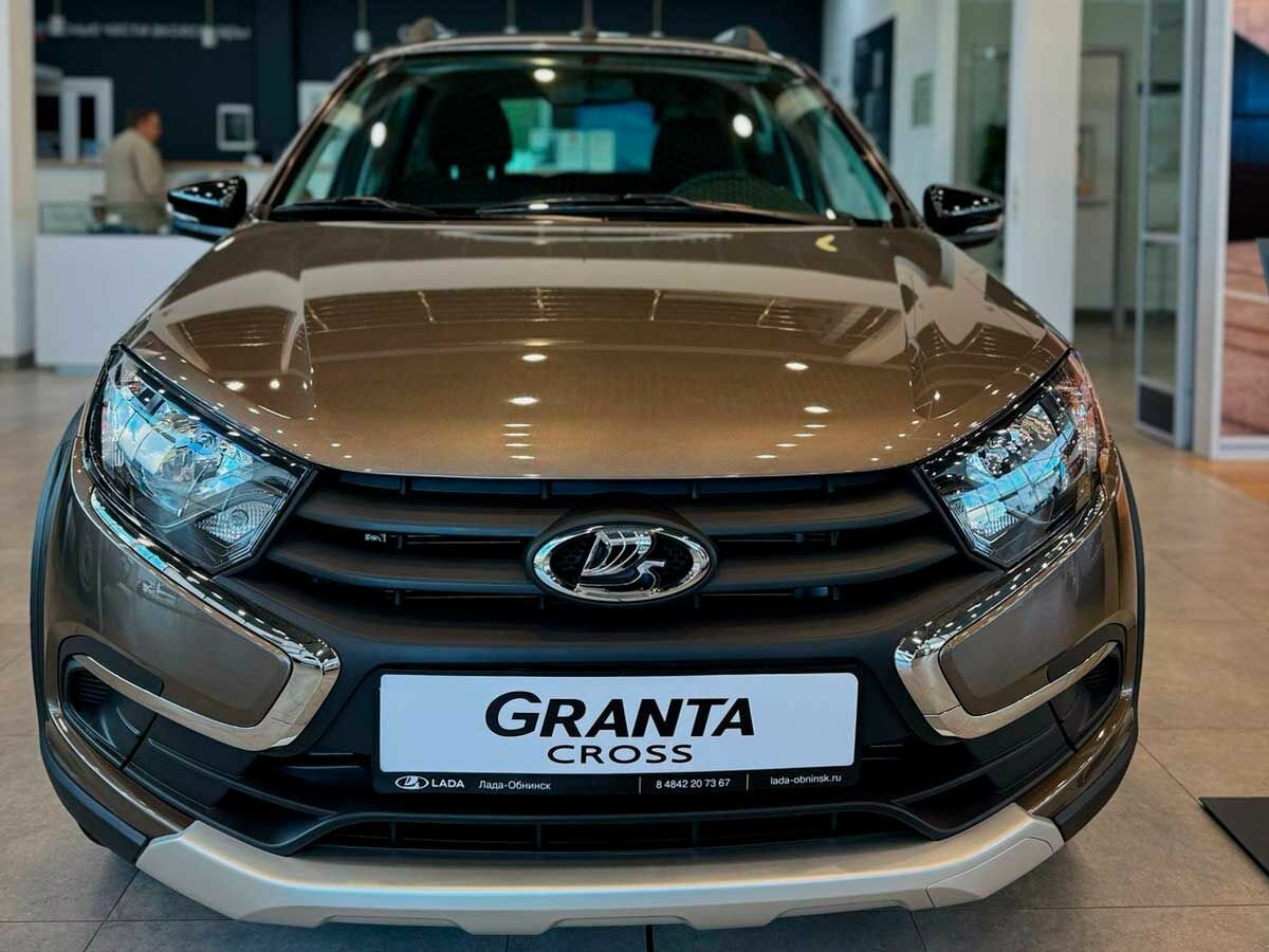 Открыть фотографии: Lada (ВАЗ) Granta I Рестайлинг