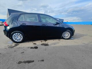 2013 Volkswagen Golf VII, чёрный, 1210000 рублей, вид 4