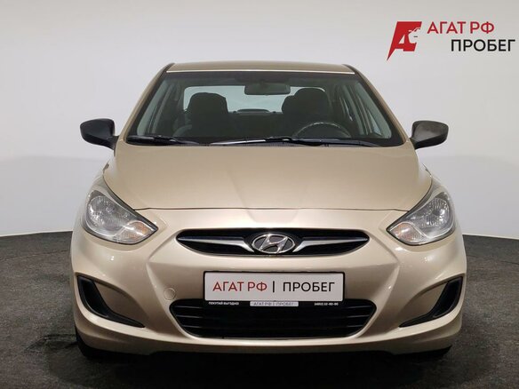 2013 Hyundai Solaris I, бежевый - вид 1