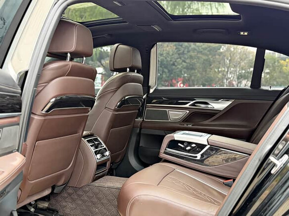 2021 BMW 7 серии 730i VI (G11/G12) Рестайлинг, чёрный, 6277926 рублей - вид 14