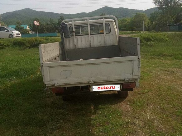 1990 Toyota HiAce, белый, 600000 рублей - вид 15