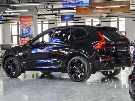 2026 Volvo XC60 II Рестайлинг 2, чёрный, 5590000 рублей, вид 5