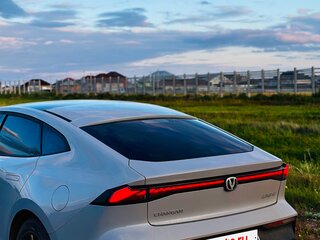 2024 Changan UNI-V I, серый, 2150000 рублей, вид 4