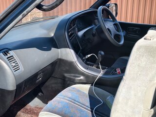 1994 Nissan Largo III (W30), синий, 370000 рублей, вид 3