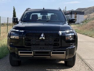 2026 Mitsubishi L200 VI, чёрный, 5700000 рублей, вид 4