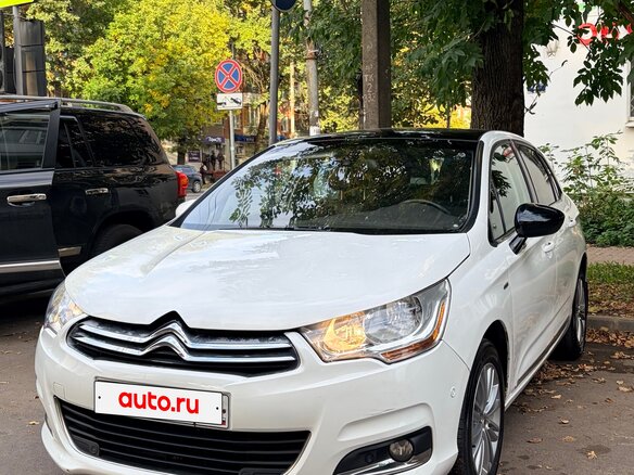 2012 Citroen C4 II, белый, 690000 рублей - вид 5