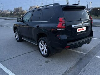 2018 Toyota Land Cruiser Prado 150 Series Рестайлинг 2, чёрный, 5900000 рублей, вид 2