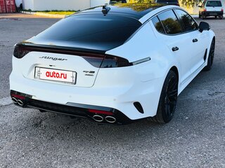 2021 Kia Stinger I Рестайлинг, белый, 3300000 рублей, вид 4
