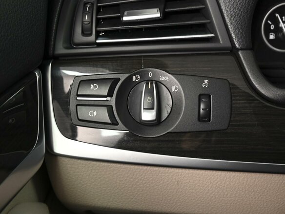 2011 BMW 5 серии 530d xDrive VI (F10/F11/F07), чёрный - вид 20