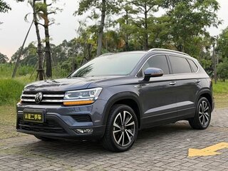 2022 Volkswagen Tharu I, серый, 1415000 рублей, вид 1