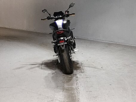 2021 Yamaha MT-09 (FZ-09), чёрный, 1210000 рублей, вид 4