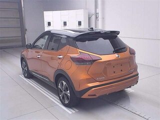 2020 Nissan Kicks I Рестайлинг, золотистый, 1700000 рублей, вид 2