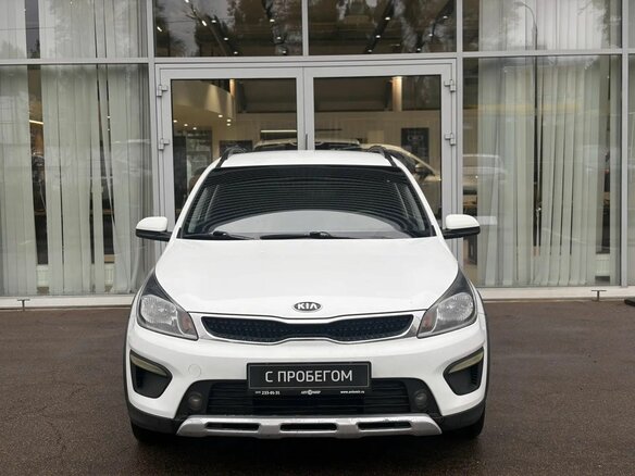 2017 Kia Rio X-Line IV, белый, 1115000 рублей - вид 1