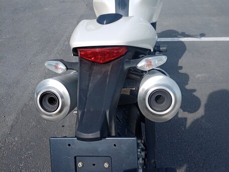 2008 Ducati Monster 696, белый, 460000 рублей, вид 3