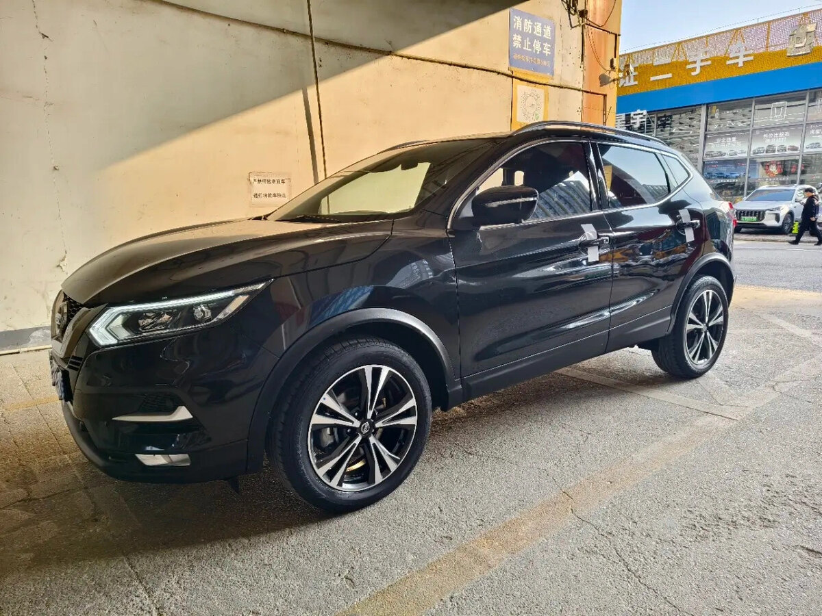 Открыть фотографии: Nissan Qashqai II Рестайлинг