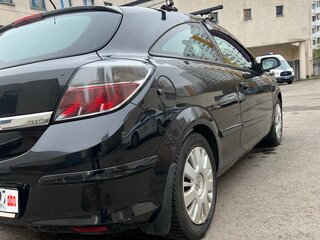2007 Opel Astra GTC H Рестайлинг, чёрный, 400000 рублей, вид 4