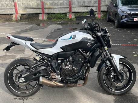 2014 Yamaha MT-07 (FZ-07), белый, 515000 рублей, вид 3