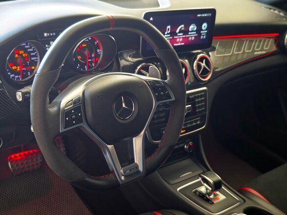 2014 Mercedes-Benz GLA AMG 45 AMG I (X156), чёрный, 2450000 рублей - вид 9