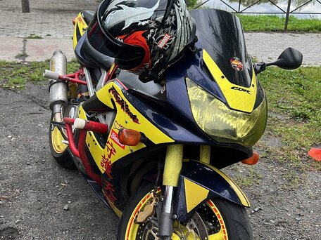 2001 Honda CBR 929RR Fireblade, жёлтый, 550000 рублей, вид 1