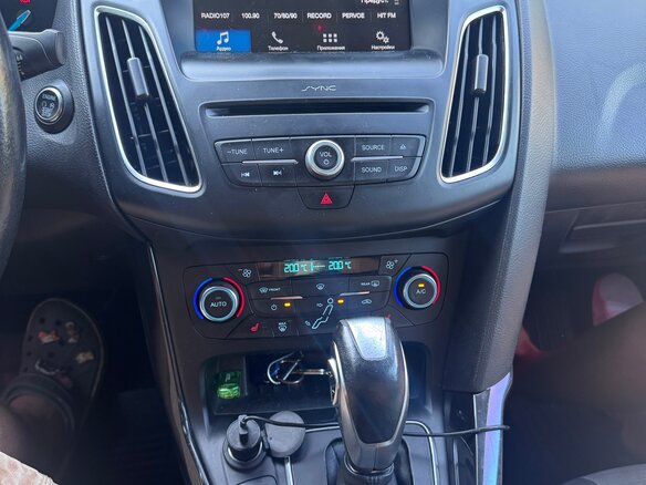 2017 Ford Focus III Рестайлинг, бежевый - вид 6
