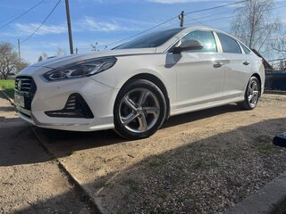 2017 Hyundai Sonata VII (LF) Рестайлинг, белый, 1700000 рублей, вид 4