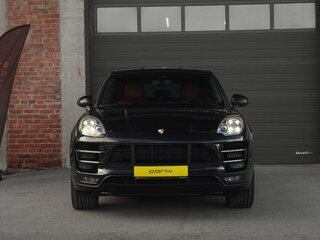 2014 Porsche Macan Turbo I, чёрный, 2450000 рублей, вид 2