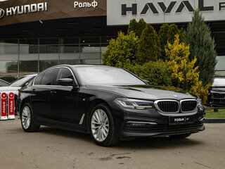 2019 BMW 5 серии 520d xDrive VII (G30/G31/G38), чёрный, 3168000 рублей, вид 2