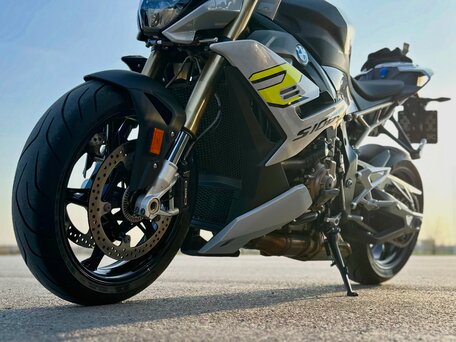 2021 BMW S 1000 R, серый, 2555000 рублей, вид 3