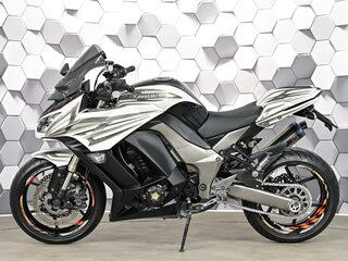 2011 Kawasaki Ninja 1000, белый, 649000 рублей, вид 4