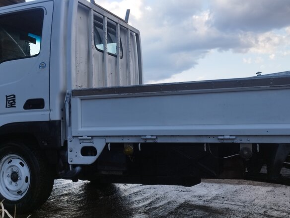 2004 Mazda Titan, белый, 1300000 рублей - вид 9