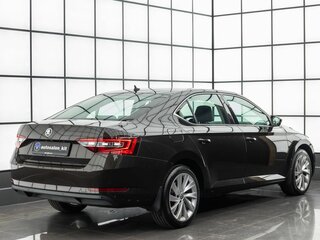 2017 Skoda Superb III, коричневый, 1890000 рублей, вид 3