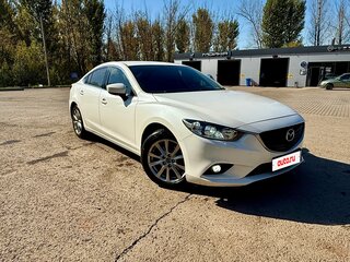 2017 Mazda 6 III (GJ) Рестайлинг, белый, 2050000 рублей, вид 4