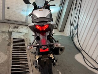 2020 Yamaha YZF-R3, серебристый, 455000 рублей, вид 1