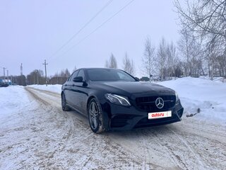 2020 Mercedes-Benz E-Класс 200 V (W213, S213, C238), чёрный, 4100000 рублей, вид 2