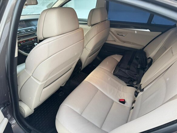 2011 BMW 5 серии 530d xDrive VI (F10/F11/F07), коричневый, 2100000 рублей - вид 21