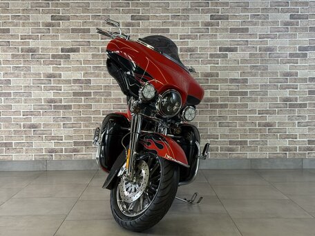 2009 Harley-Davidson CVO, оранжевый, 1135000 рублей, вид 5