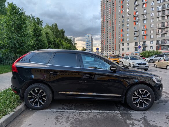 2014 Volvo XC60 I Рестайлинг, чёрный, 2300000 рублей - вид 1