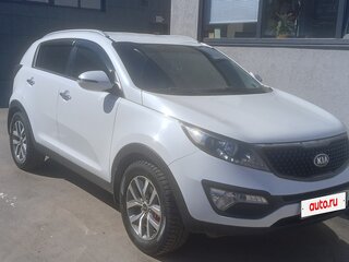 2015 Kia Sportage III Рестайлинг, белый, 1400000 рублей, вид 3