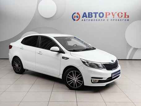 2017 Kia Rio III Рестайлинг, белый, 1098000 рублей, вид 1