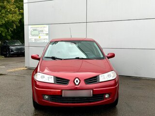 2008 Renault Megane II Рестайлинг, красный, 355000 рублей, вид 2