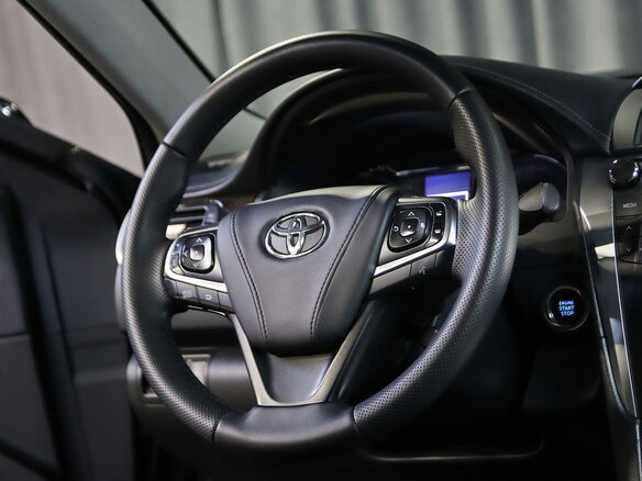 2017 Toyota Camry VII (XV50) Рестайлинг, чёрный, 1849000 рублей - вид 8