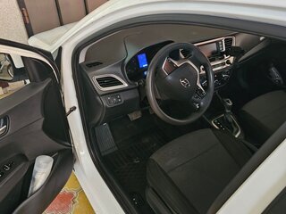 2021 Hyundai Solaris II Рестайлинг, белый, 999000 рублей, вид 5