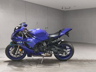 2026 Yamaha YZF-R1, синий, 2505000 рублей, вид 2