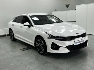 2020 Kia K5 III, белый, 2500000 рублей, вид 2