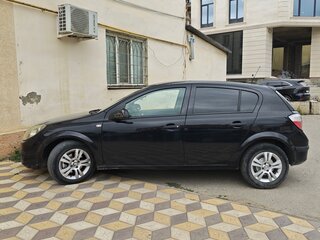 2006 Opel Astra H, чёрный, 290000 рублей, вид 4