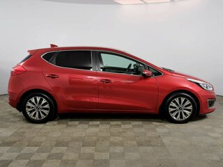 2017 Kia Ceed II Рестайлинг, красный, 1288000 рублей, вид 4