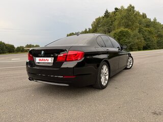2011 BMW 5 серии 523i VI (F10/F11/F07), чёрный, 1650000 рублей, вид 3