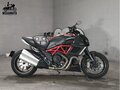 2011 Ducati Diavel Carbon, красный, 922900 рублей