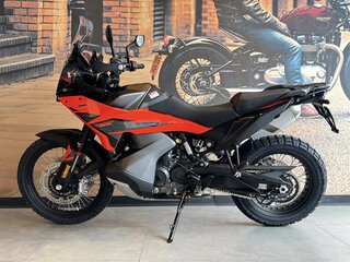 2026 KTM 790 Adventure, оранжевый, 1449900 рублей, вид 4