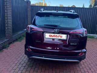 2016 Toyota RAV4 IV (XA40) Рестайлинг, красный, 1690000 рублей, вид 4